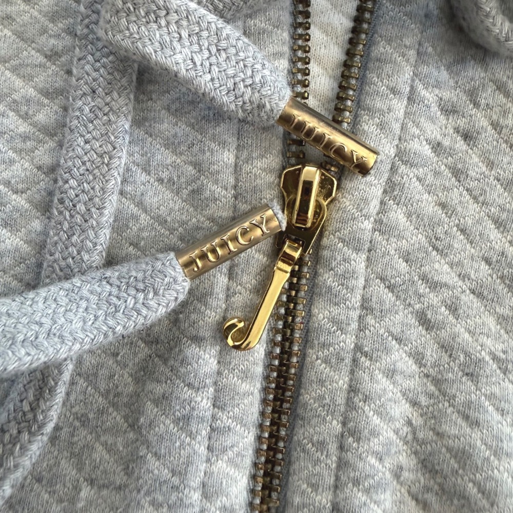 Vintage Juicy Couture Gray Quilted Puff Shoulder Zip Up Hoodie Y2K Size Small - Picture 4 of 13